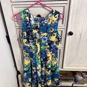 Gabby Skye Yellow and Blue Floral Midi Dress